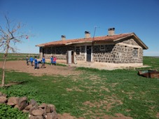 İMECE'nin yardımeli Şanlıurfa Viranşehir Büyükaltınbaşak Köy Okulu'na uzanıyor